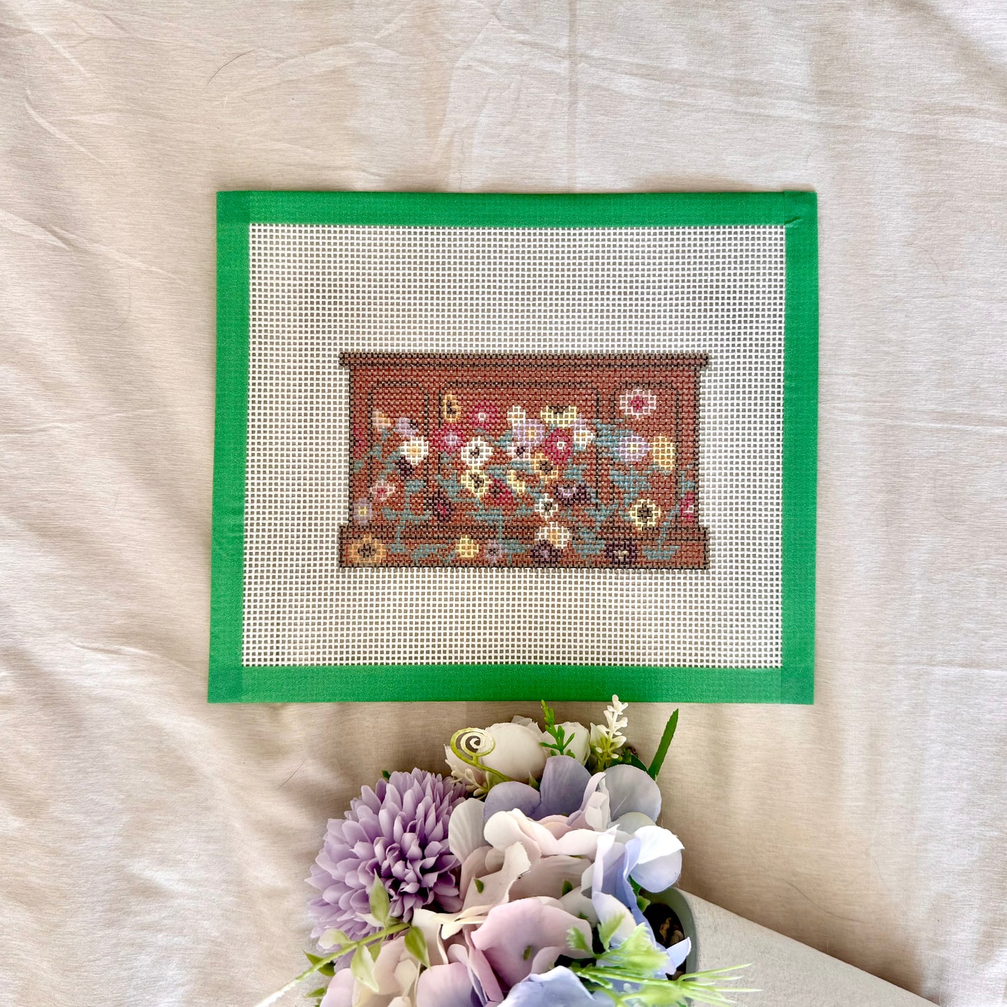 Acoustic set / surprise song piano needlepoint canvas