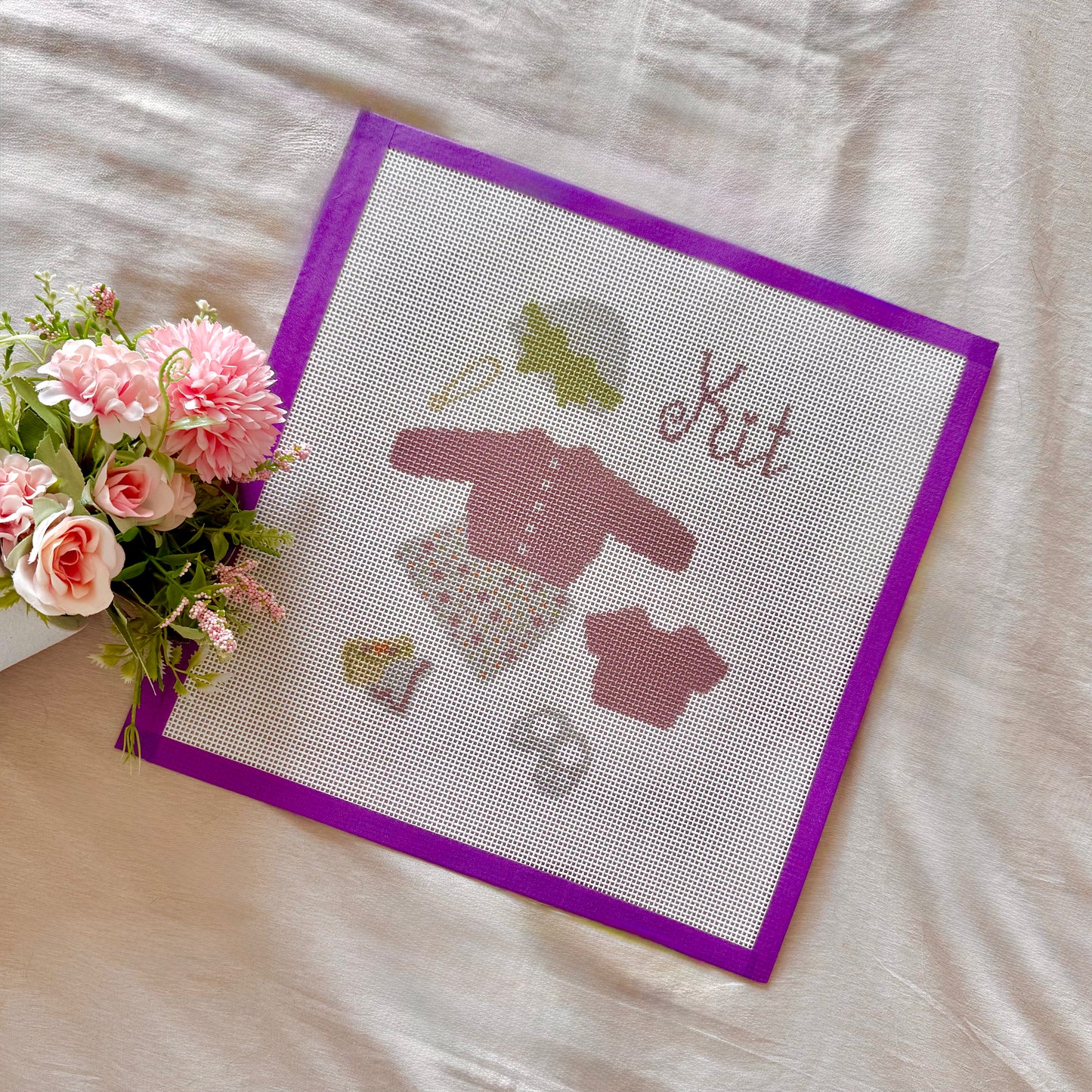 Kit outfit needlepoint canvas
